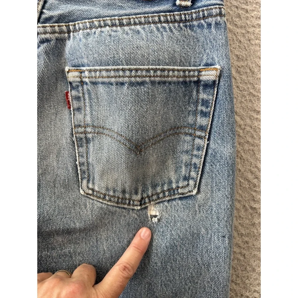 Vintage Levis 501 Jeans Mens Fits 27x30 Distressed Button Fly 80s USA *READ